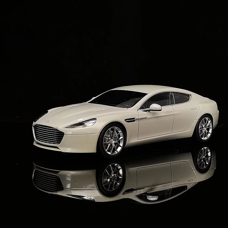 Autoart 1/18 Car Model Aston Martin Rapid S 2015 Edition Simulation Alloy Car Model Limited Car Collection Boy Birthday Gift