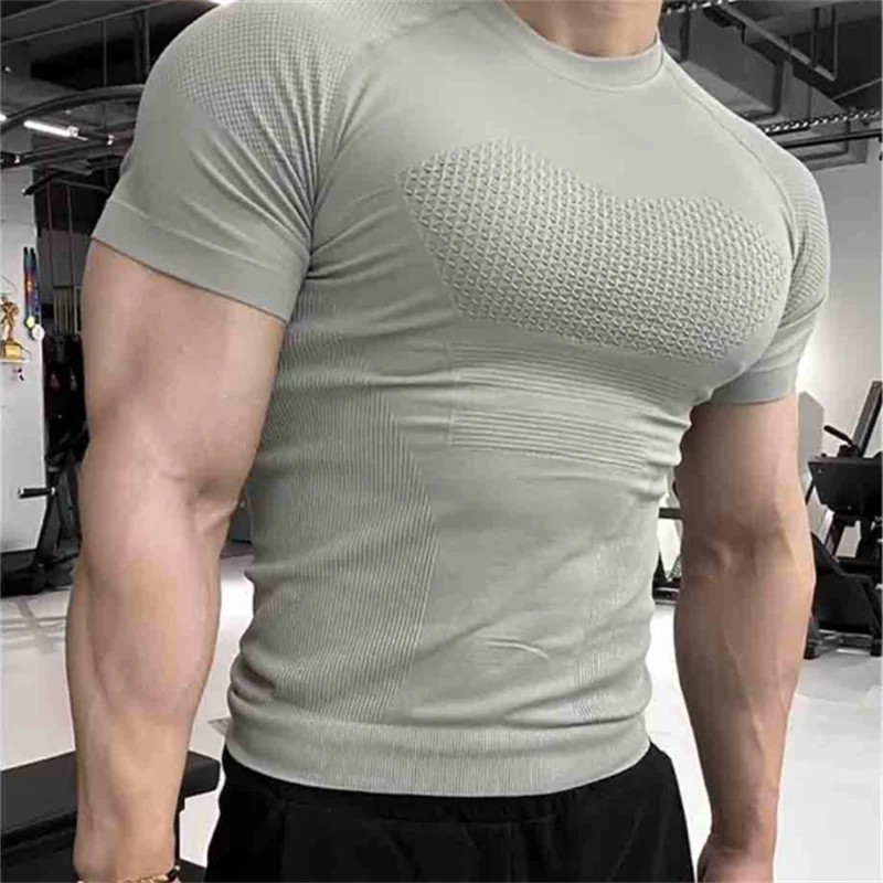 Summer Men Compression Gym Running T Shirt Breathable Short Sleeve T-Shirt Man Casual Tops Seamless Fitness Shirts Man Clothes