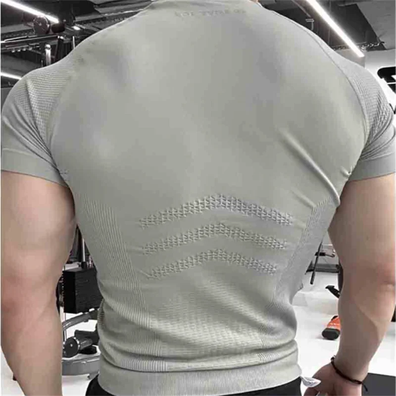 Summer Men Compression Gym Running T Shirt Breathable Short Sleeve T-Shirt Man Casual Tops Seamless Fitness Shirts Man Clothes