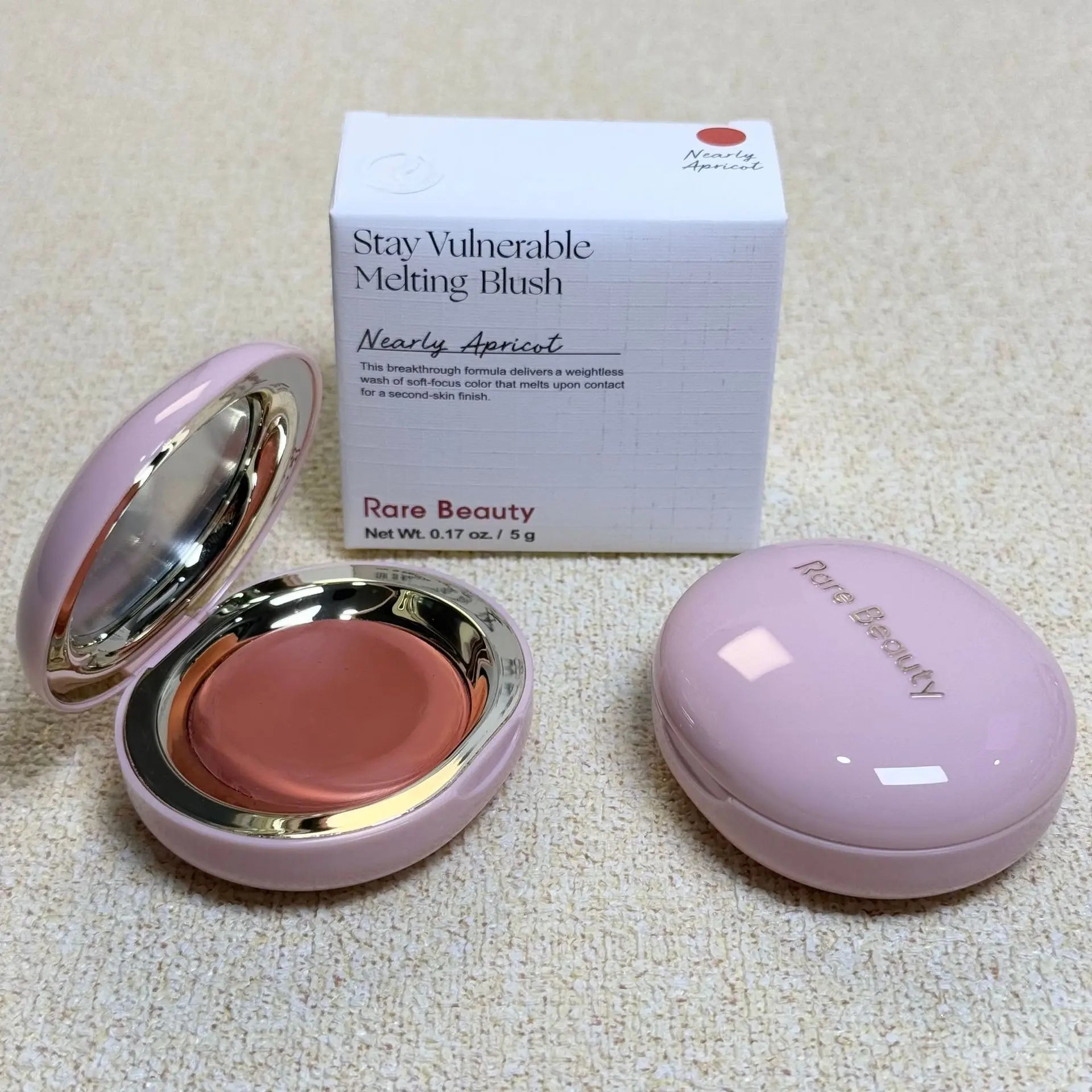 بلش وجلوس شفاه Rare Beauty مشرق وأنيق مع علبة | Rare Beauty Blush Lip Gloss Brightening Silky Contour Makeup