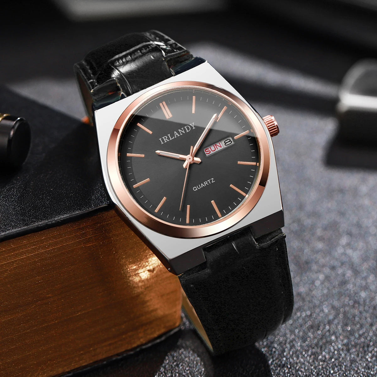 Fashion Men Business Watches Calendar Quartz Watch Casual Leather Strap Wristwatches Reloj Hombre（Without Box）