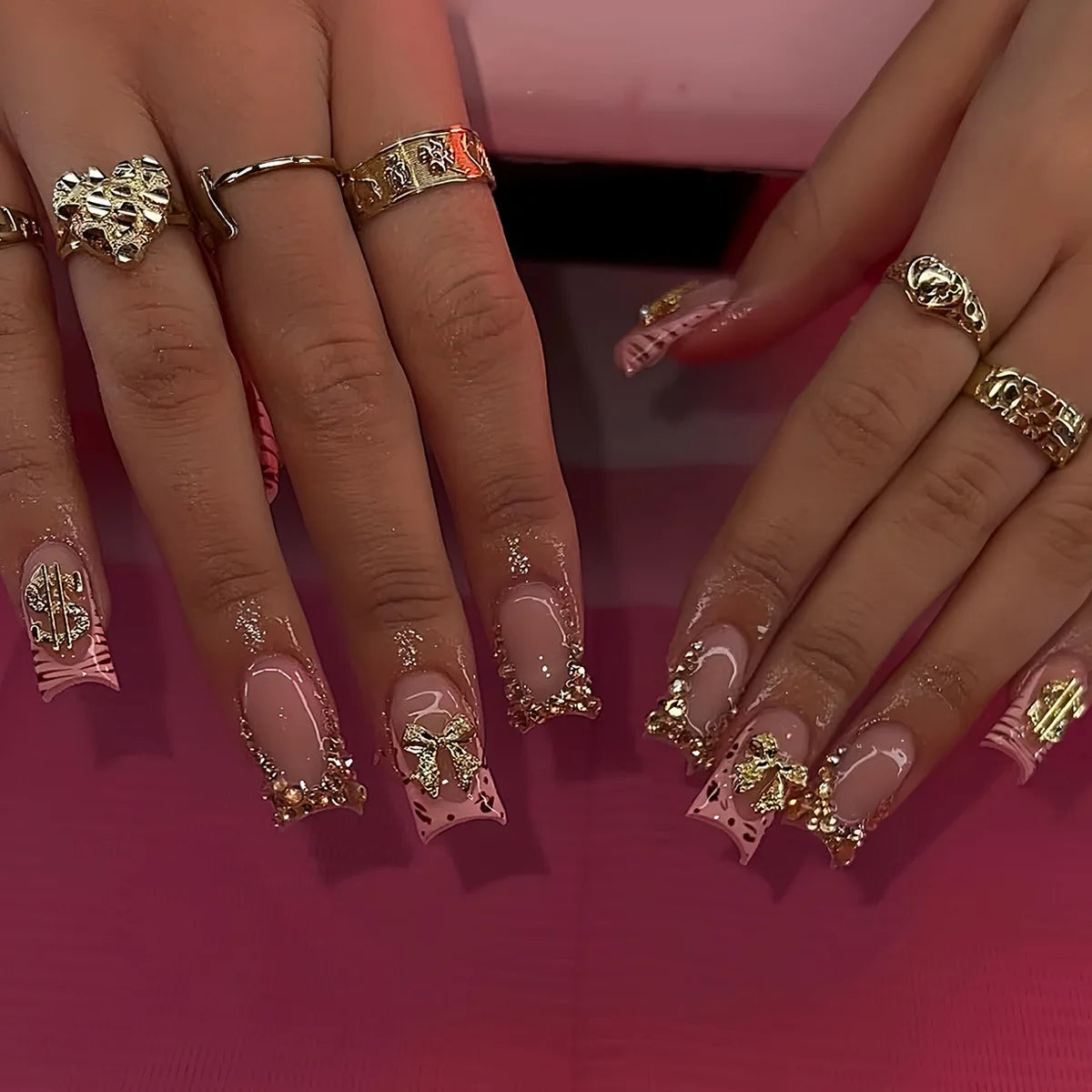 24pcs Press-On Nails – Duckbill Leopard Print with 3D Bowknots & Butterfly | أظافر مزيفة فاخرة