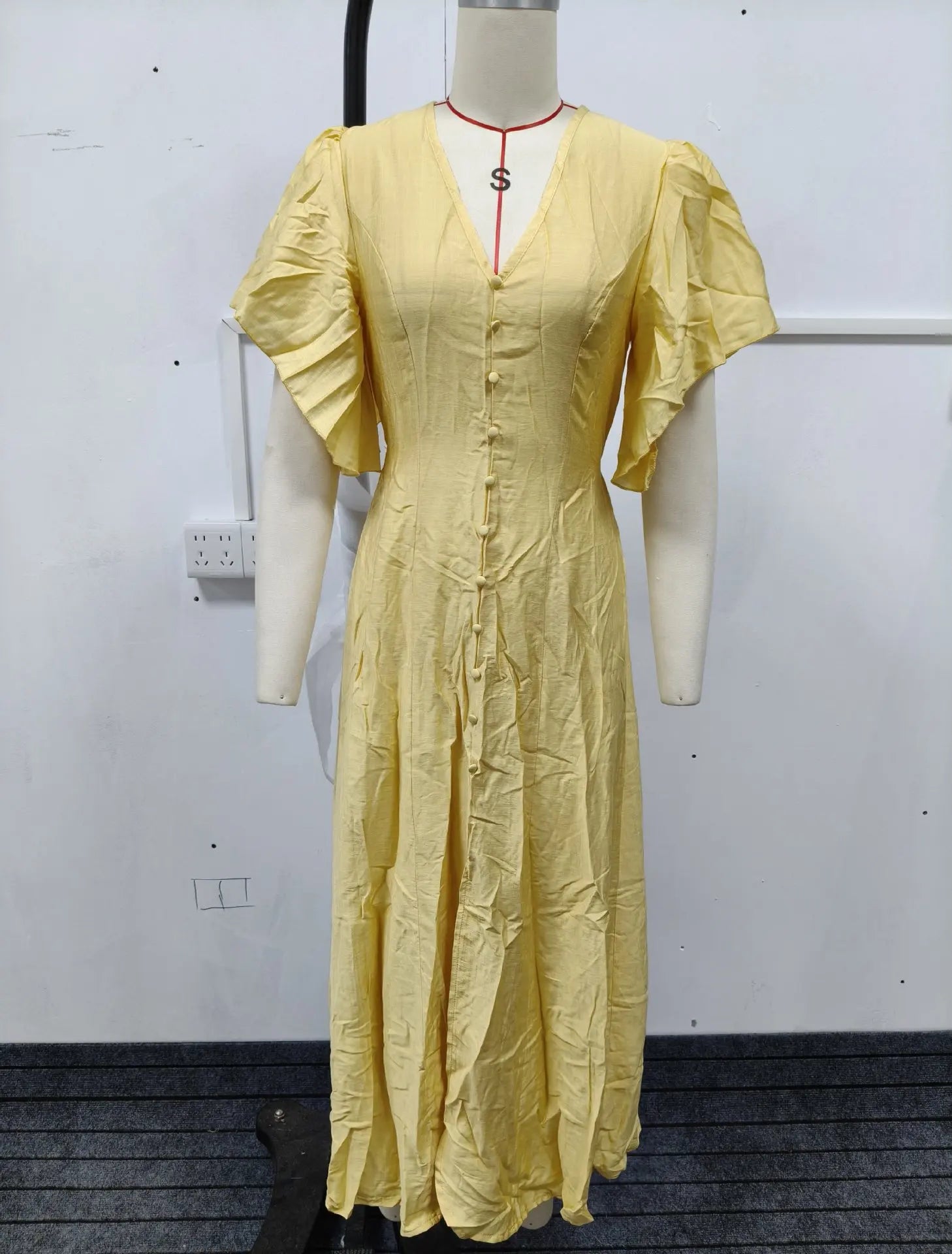 2026 Early Spring New French Casual Elegant Dress With Button Design, Slim-fit Party Dress, Tea Break Dress For Women Party Sexy