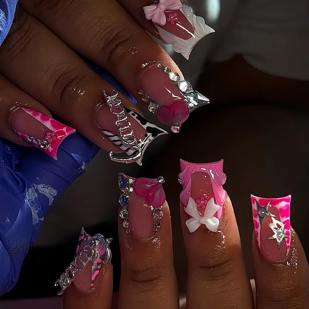 24pcs Press-On Nails – Duckbill Leopard Print with 3D Bowknots & Butterfly | أظافر مزيفة فاخرة