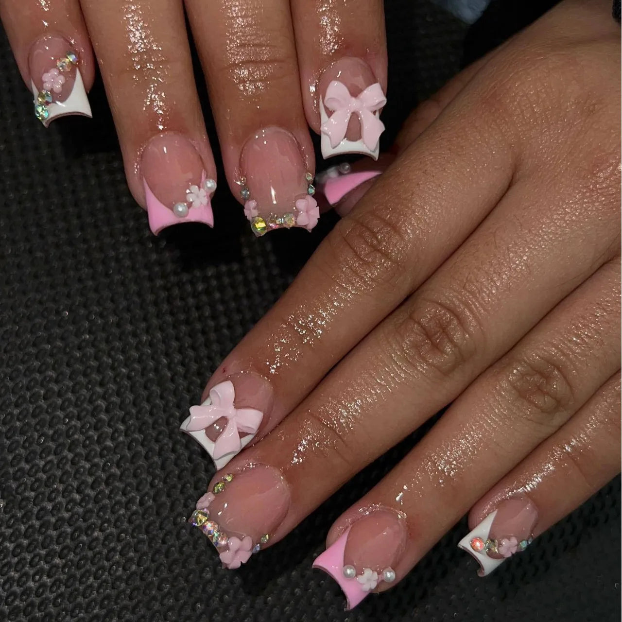 24pcs Press-On Nails – Duckbill Leopard Print with 3D Bowknots & Butterfly | أظافر مزيفة فاخرة