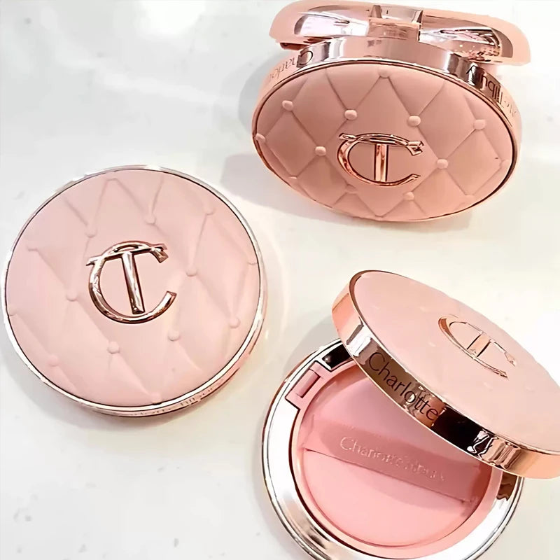 كوشن فاونديشن Charlotte Tilbury خفيف ومرطب | Charlotte Tilbury CT Cushion Foundation Long-Lasting